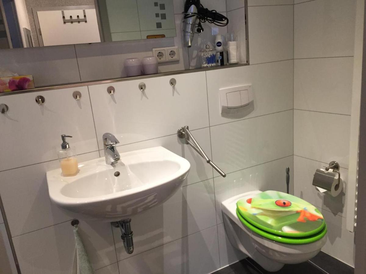 Haus Grewe In Kaub Apartment Стая снимка